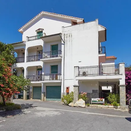 Casa Borgo 3 * Pietra Ligure