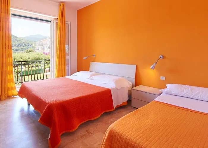 Casa Borgo 3 *